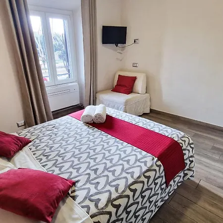Giulya Guest house