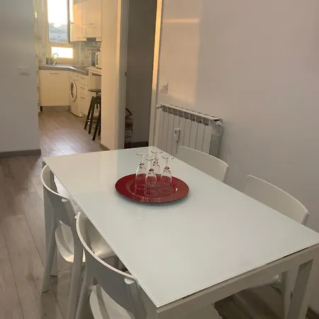 Apartment Caracciolo33 *