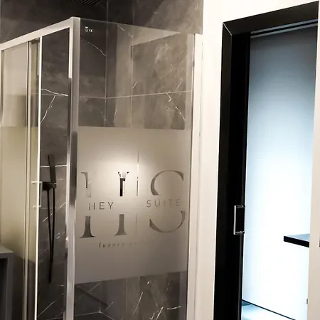 Heysuite - Luxury House - Roma Trastevere *