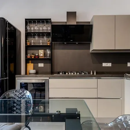 Appartamento Great Laurentina Metro B Roma