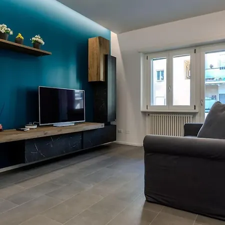 Apartment Great Laurentina Metro B *