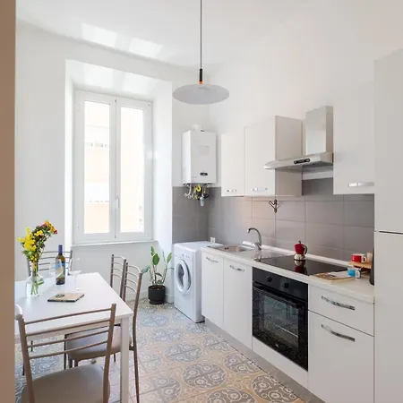Lunaria Vatican Appartement