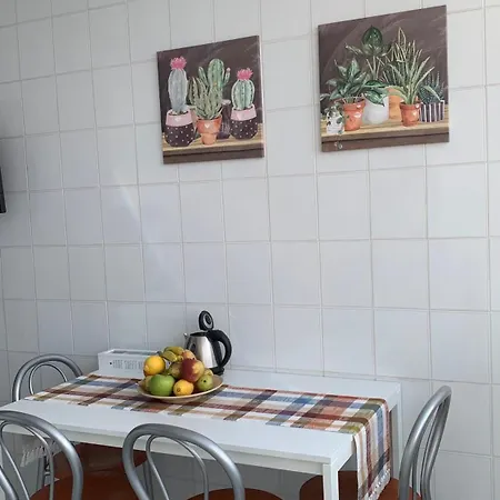 La Casa Di Mimmo Con Parcheggio Privato Incluso Apartment Rome