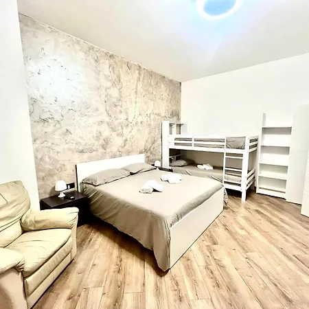 15 Min. Colosseo 2 - Casa Di Micca Apartment Rome