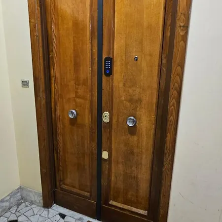 Aquari 15 Rhome Appio Latino Appartamento Roma