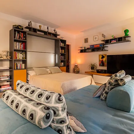 Aedrian's Loft. Boutique With Private Terrace In The Center Of Rome