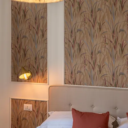 Cornelia Cozy Rome