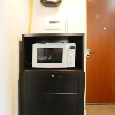 Movie Apartment *