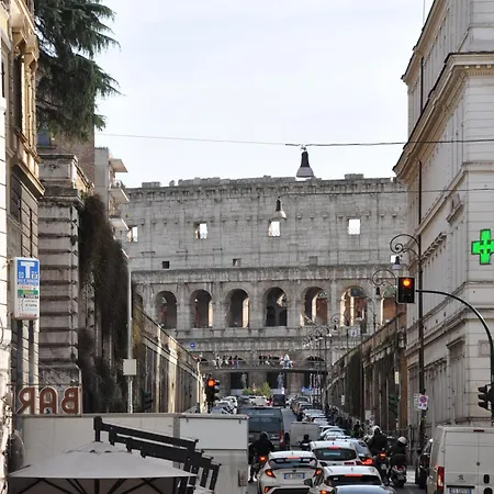 Colosseo Dan Rome