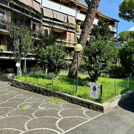 Collina Fleming 32