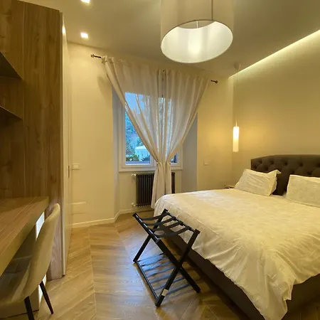 Appartamento Ghirlanda House *