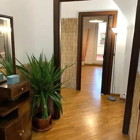 Cozy Terrace Termini Holiday home Rome