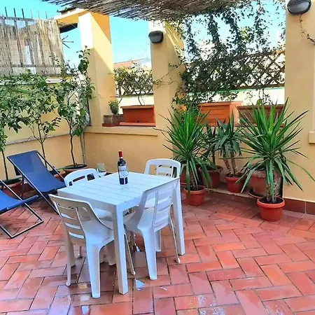Cozy Terrace Termini Holiday home