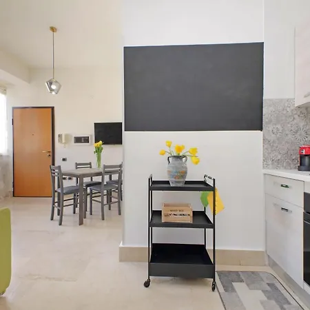 Homely Flat Porta Maggiore Apartment Rome