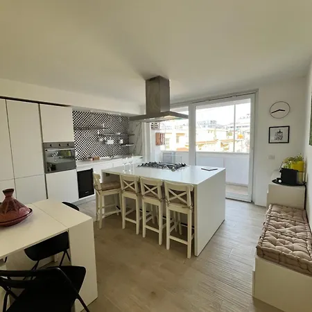 Apartamento Rooftop Garbatella-ostiense Roma