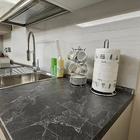 Aquari 15 Rhome Appio Latino Апартаменты