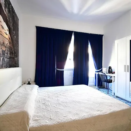 Queen Vatican Guest house *
