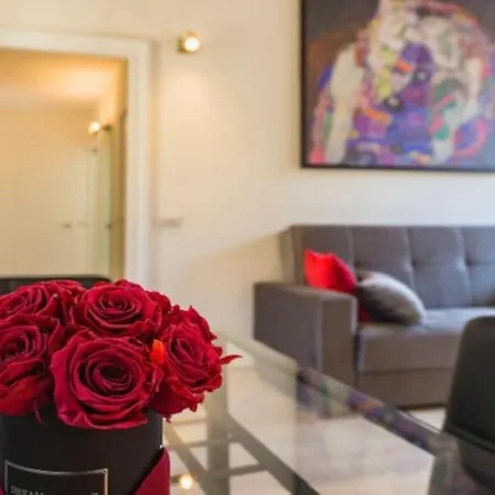 Borgo Charme Elegante E Unico. Dimora Da Sogno