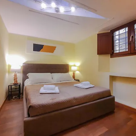 Borgo Vittorio - Exclusive In The Heart Of Apartament