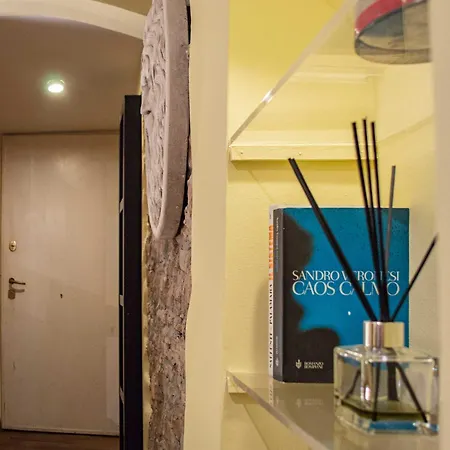 Apartament Borgo Vittorio - Exclusive In The Heart Of