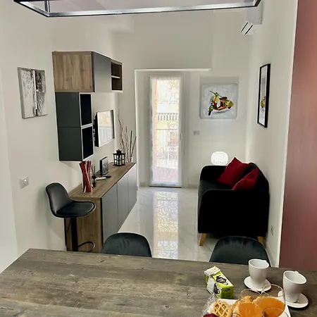 Urban Chic San Paolo Apartment *