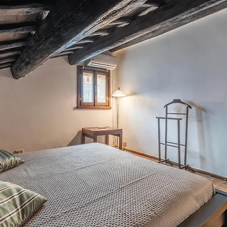 Apartment Cozy Trevi Romance *