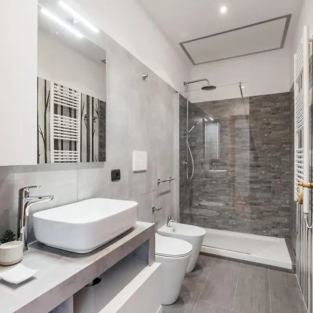 Apartment The Rent - Four-room A Few Steps From The Trevi Fountain