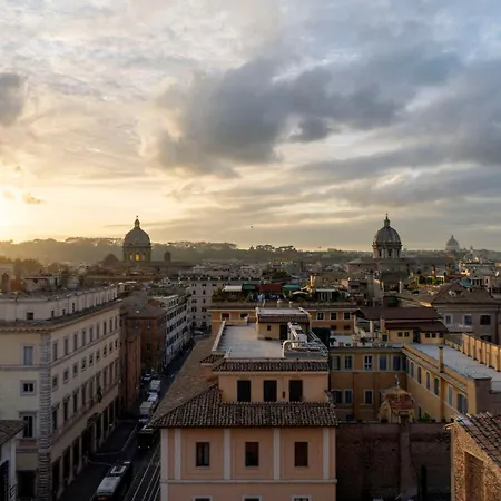 Radisson Collection Hotel, Antica Rome