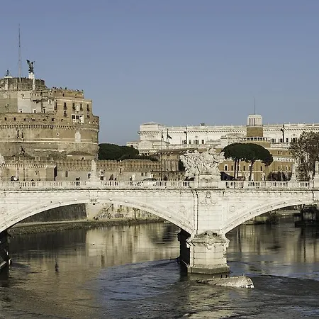 Grammy 3* Rome