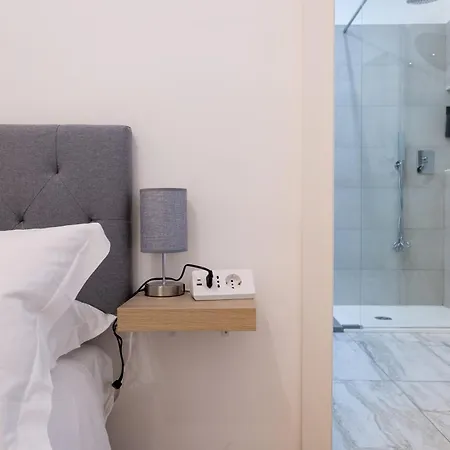 Apartment 5 Bdrms