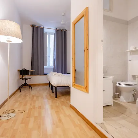 Apartment 5 Bdrms