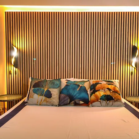 Le Clarisse Pigna Apartment