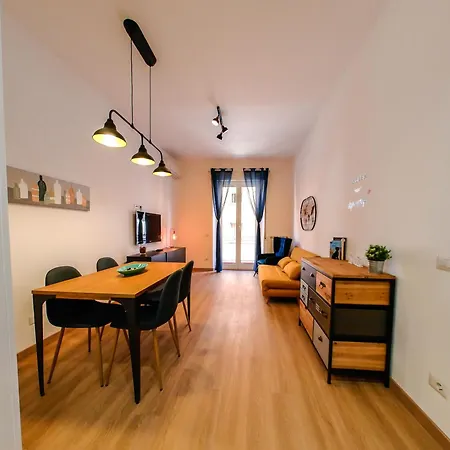 Chic Modern 2-bedroom Near Metro * Roma