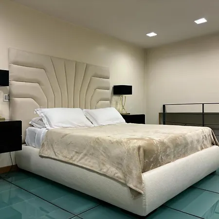 Modern Suite/loft Apartment