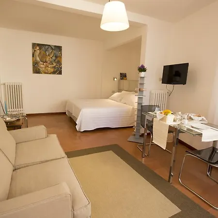 Donna Ilaria - Campo Marzio Apartment