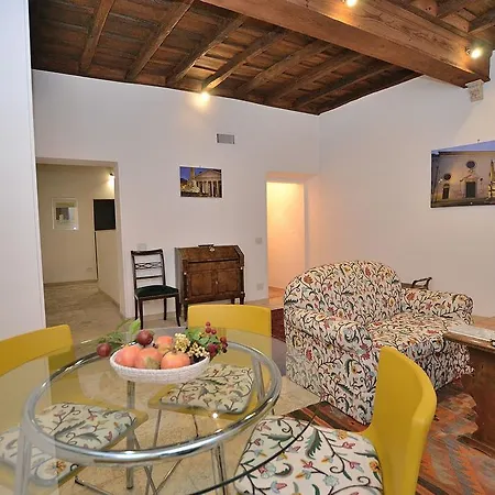 Apartment Casepier Minerva Rome