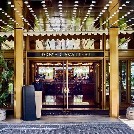 Cavalieri, A Waldorf Astoria Station touristique Rome