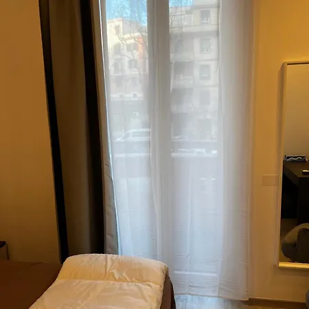 Love4rome Guest house