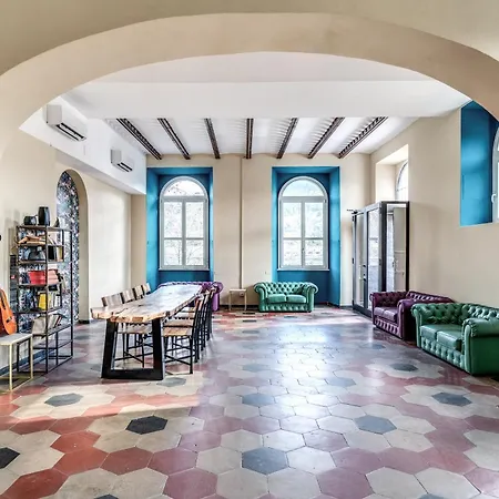 Borgo Ripa Urban Travel