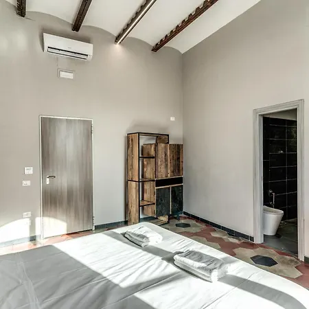 Borgo Ripa Urban Travel Hostel