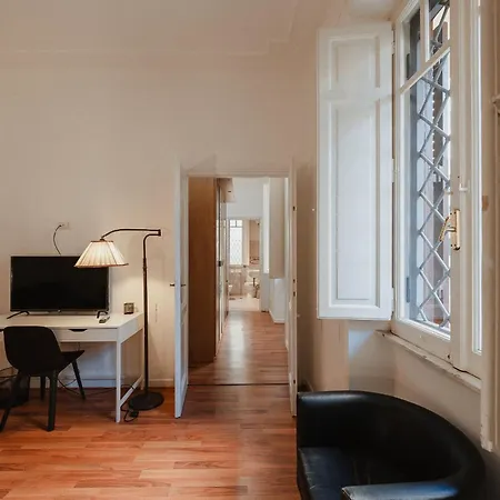 Apartment Be Your - Mazzini 144