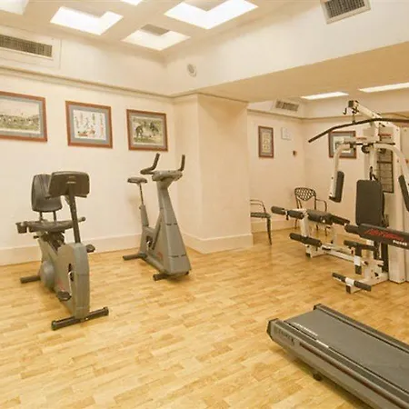 מלון Marriott Grand Flora רומא