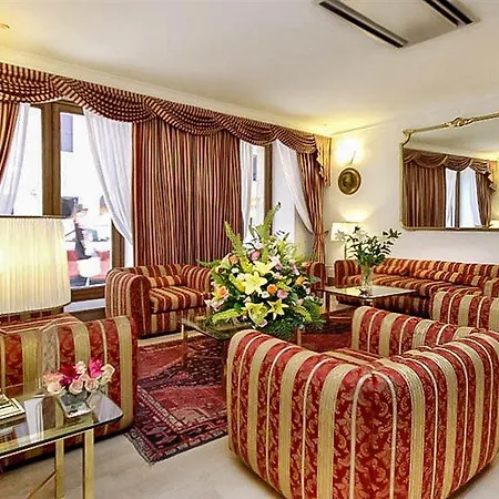 Cecil 3* Rome