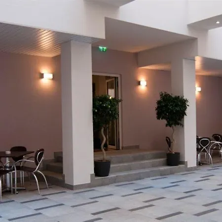 Leonardo Boutique Monti 4*