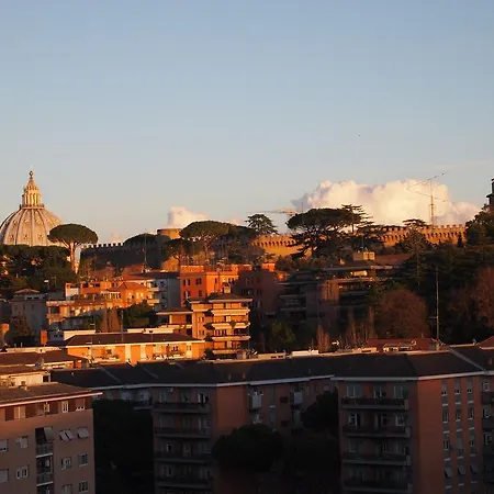 Bed & Breakfast All'ombra Di San Pietro Rome