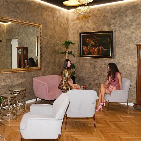 Caravita 5* Roma