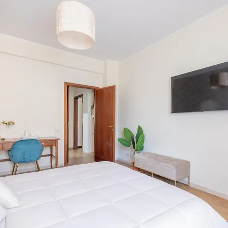 Vista Indimenticabile Sulla Cupola Di S. Pietro Apartament