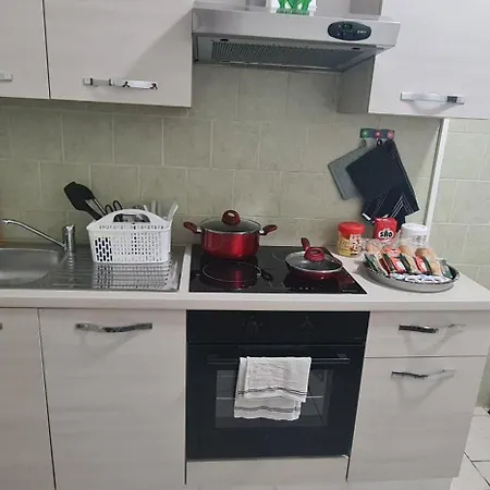 Vicino Metro C Apartment *
