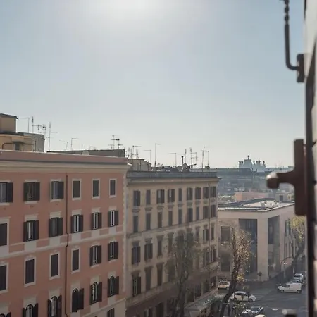 Pgrhome Luxury Principe Umberto Apartment *