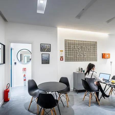 Mytinyhome Fastime בית הארחה